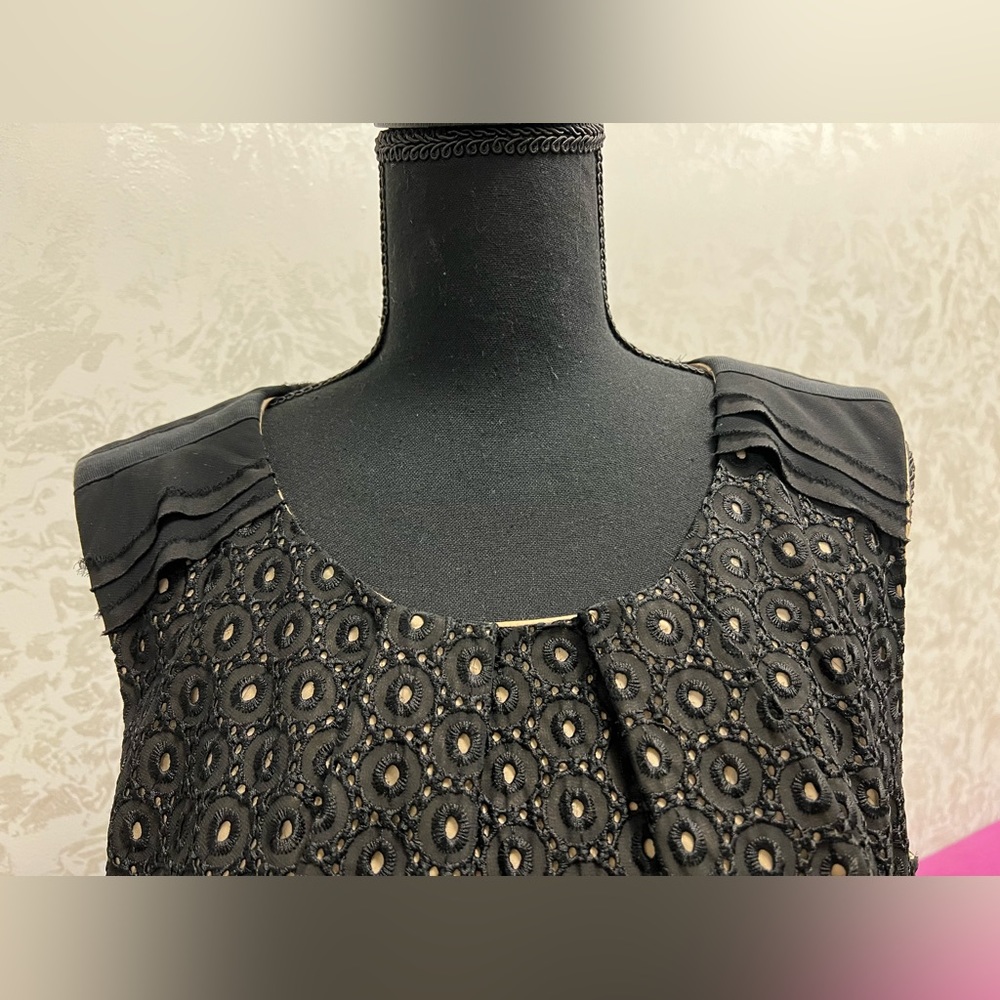Vince Camuto Black Sleeveless - Picture 7 of 8